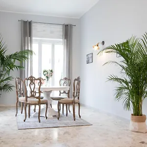 Rudiae Boutique 2*, Lecce Włochy