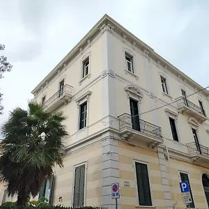 Palazzo Castellano , Lecce Włochy